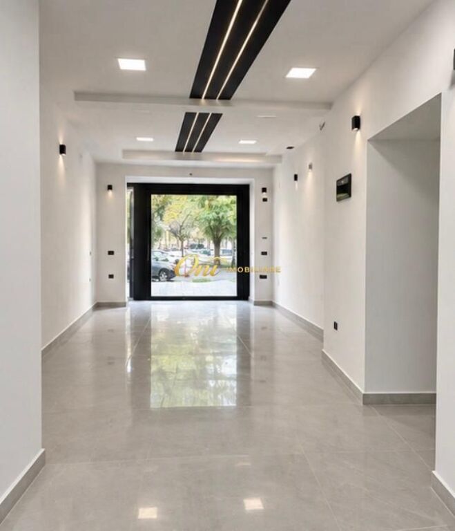 DURRES ROAD, SHOP FOR RENT 190 M2