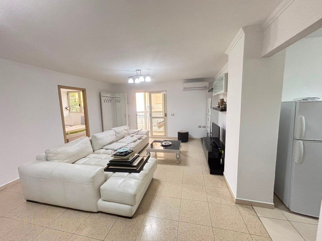 For Rent Apartment 2+1, Blv. Zogu i Parë