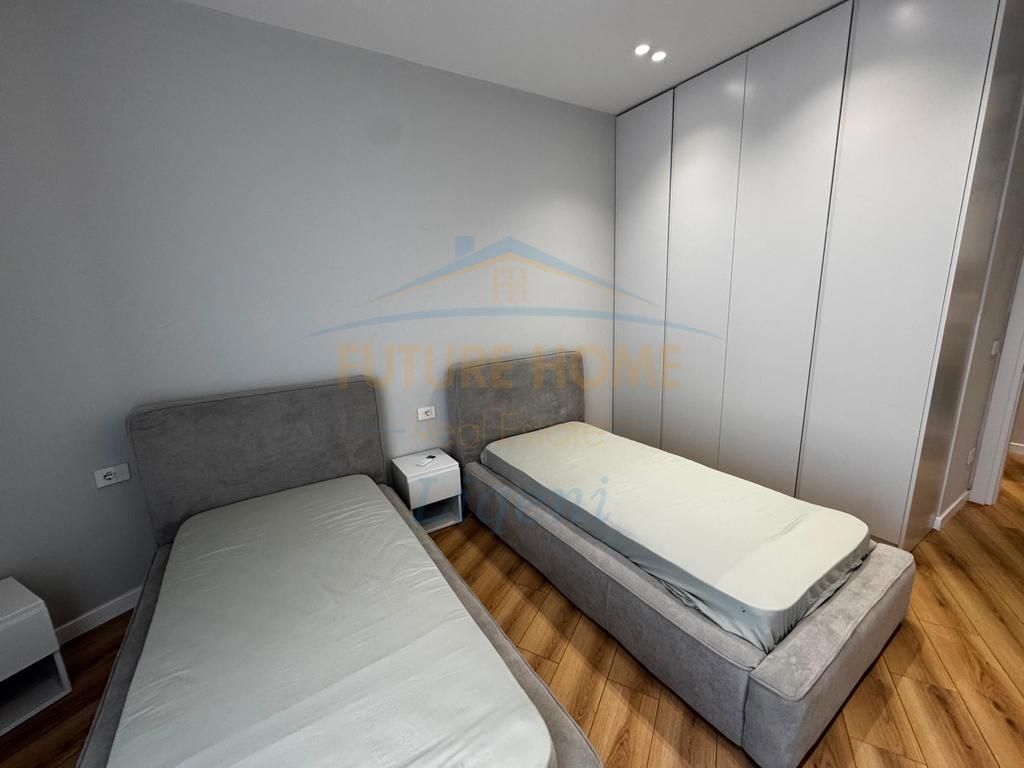 Qera, Apartament 2+1+ Post Parkimi, Green Valley, Tiranë.