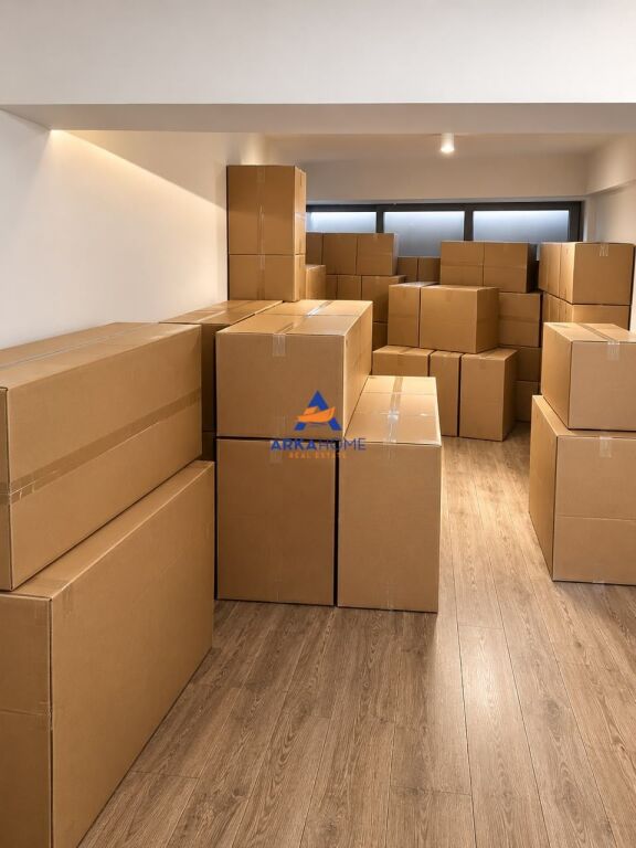 JEPET DYQAN DUBLEX ME QERA 50 M2 "RRUGA TEODOR KEKO,UNAZA E RE" 900 EURO