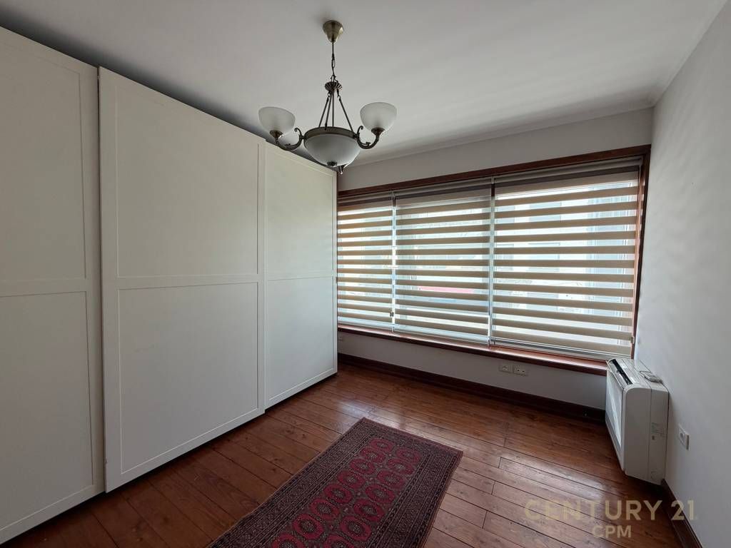 Apartment 4+1 for rent in Bllok