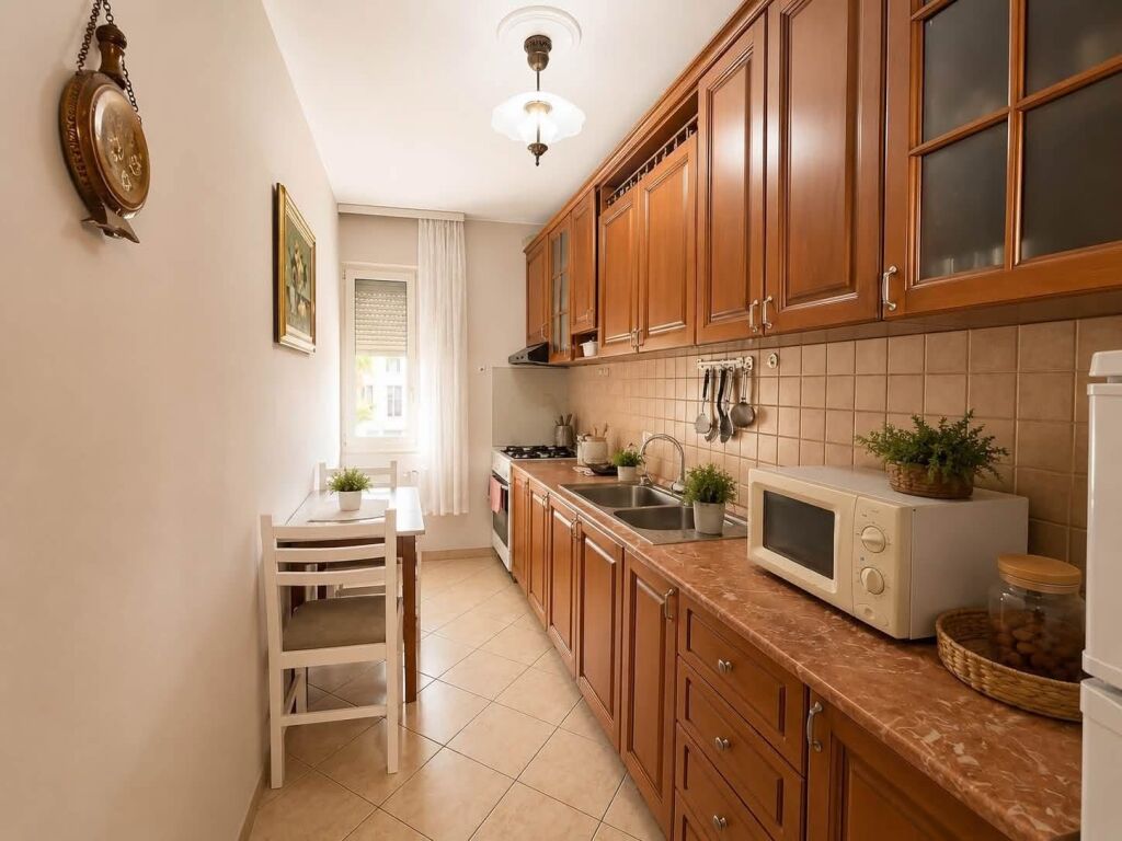 Shitet apartament 2+1 ne Myslym Shyri