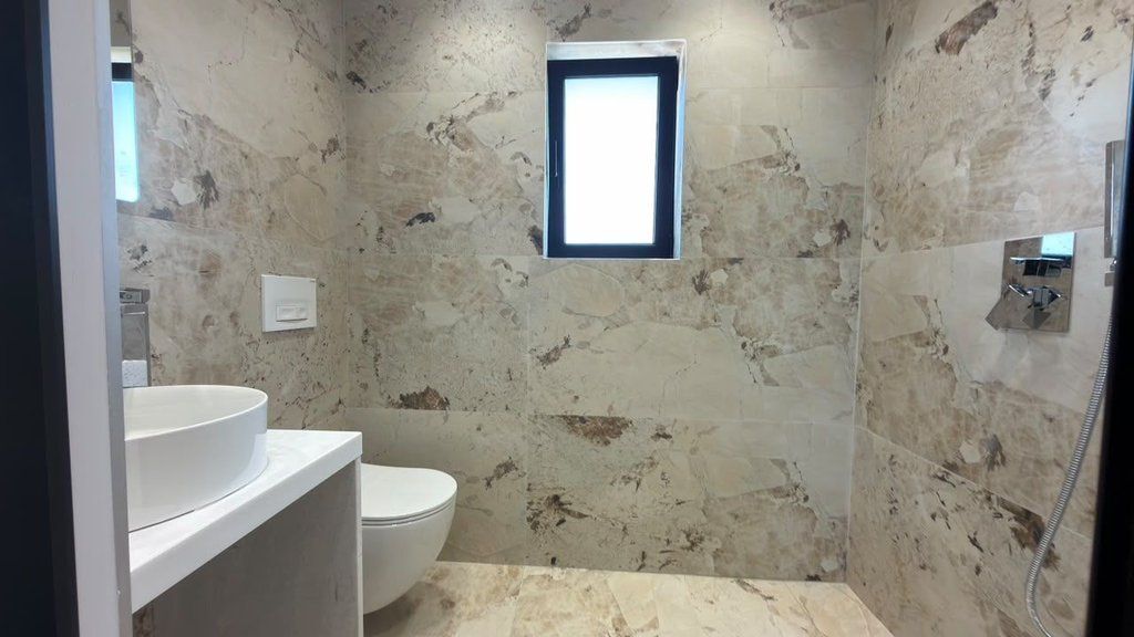 Via Mine Peza, Vendita Studio