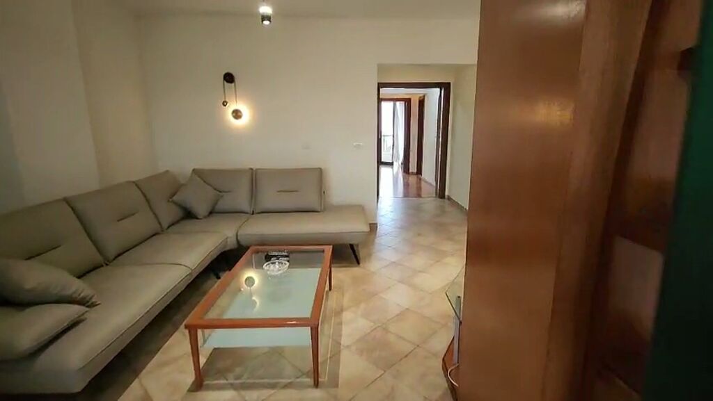 APARTMENT 2+1 1,500 EURO UNIVERSITY BOOK