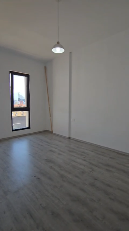 ✨Zyrë me qira – Kompleksi Square 21 ✨70 m²