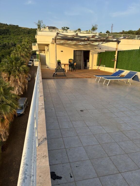 shitet apartament 2+1+ verande te shkembi i kavajes
