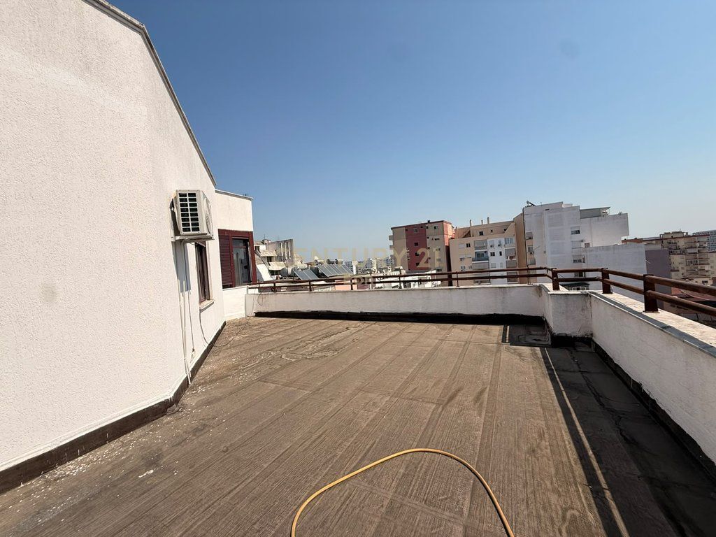 Apartament 1+1 Me Qira në Ish Rajoni i Policisë, Durrës !
