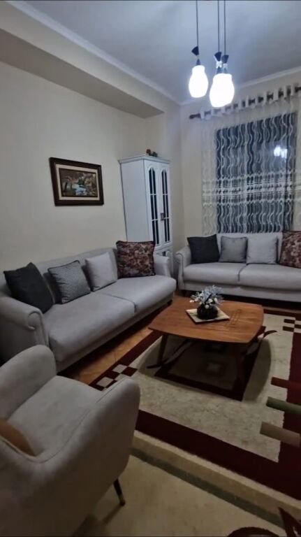 APARTAMENT 2+1+2 TUALETE. 90000 LEKE.SHALLVARET