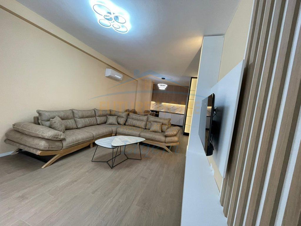 Qera, Apartament 2+1+Post Parkimi, Liqeni i Thate, Tiranë. 1,300 €