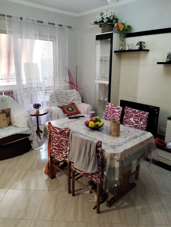QIRA APARTAMENT 1+1 LAGJE 17 UKD DURRES 300 EURO