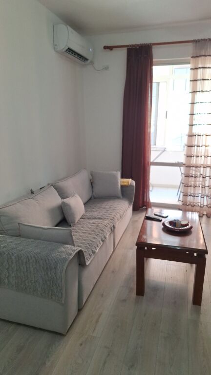 Apartament 2+1 📍 Rruga e Kavajes