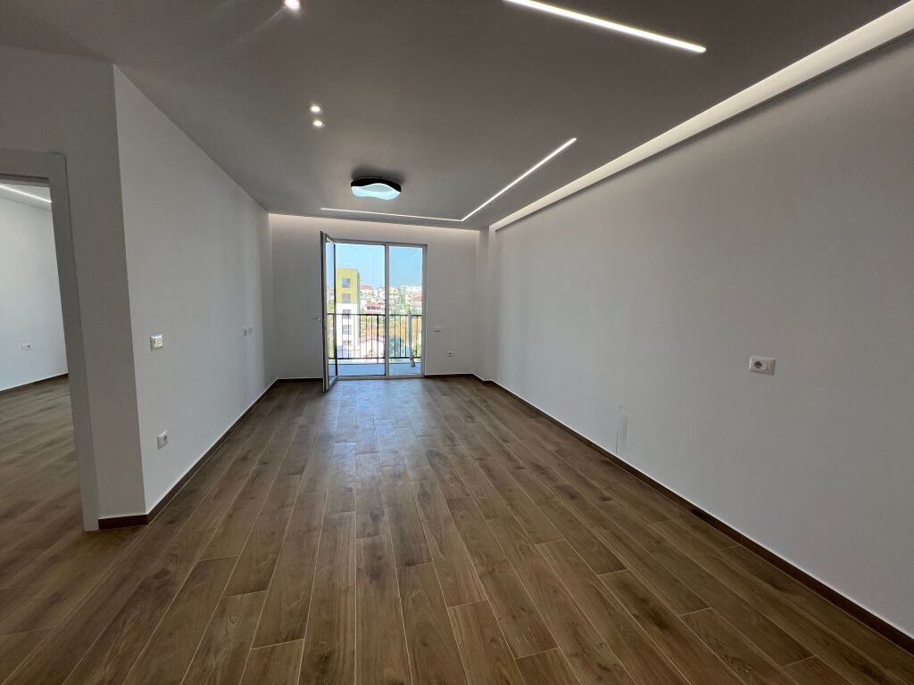 Shitet apartament 2+1 Rezidenca Albulena Paskuqan