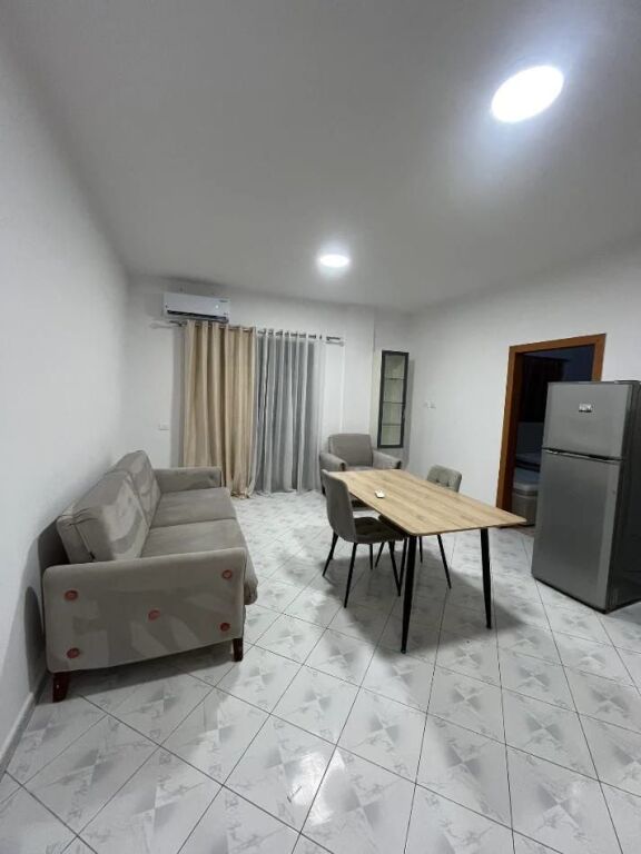 Jepet me qera apartamenti 1+1