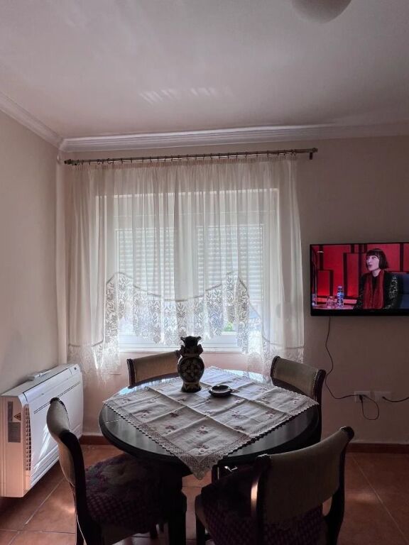 🏠 APPARTAMENTO 2+1 IN AFFITTO – VIA PJETËR BUDI