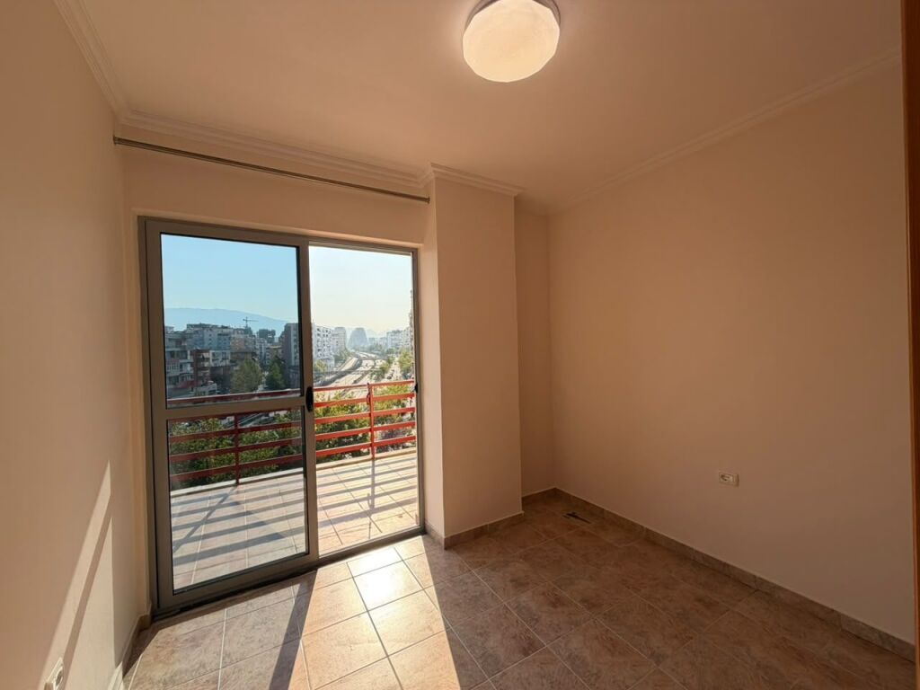 Apartament 2+1 per qira ne Selite.