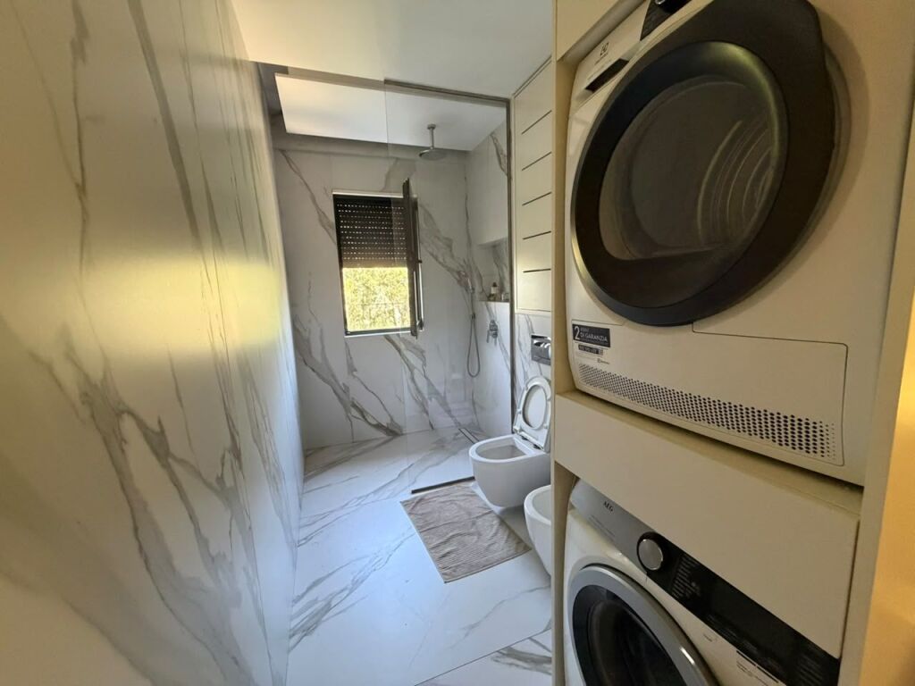 Shitet Apartament 2+1+2 Green City Rezidence , Rruga Nexho Konomi
