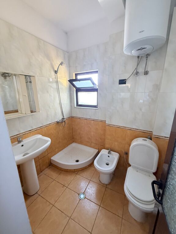APARTAMENT 1+1 PER QERA TEK STADIUMI DINAMO