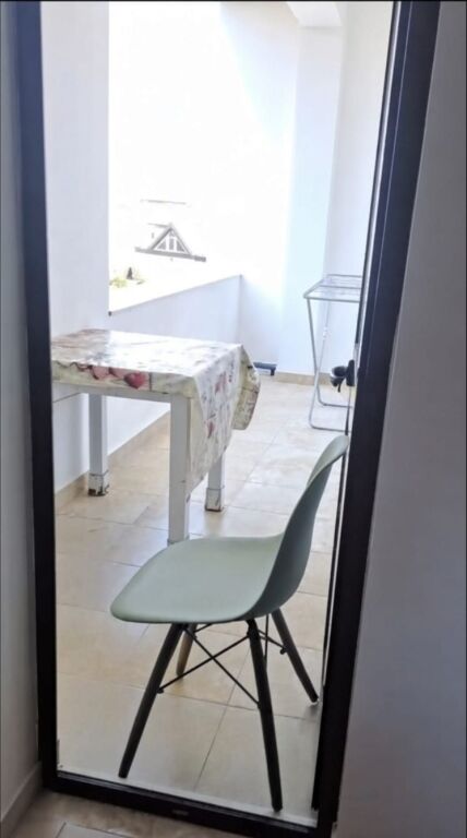 Affitto | Apartament 1 + 1 | Rruga Xhebrahimi | 350 €/mese