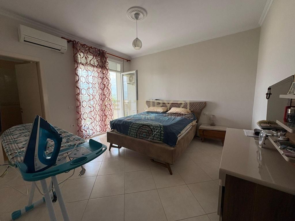 Super apartament 2+1+2 për Shitje pranë Kopshtit Botanik dhe Xhamisë, Tiranë !!