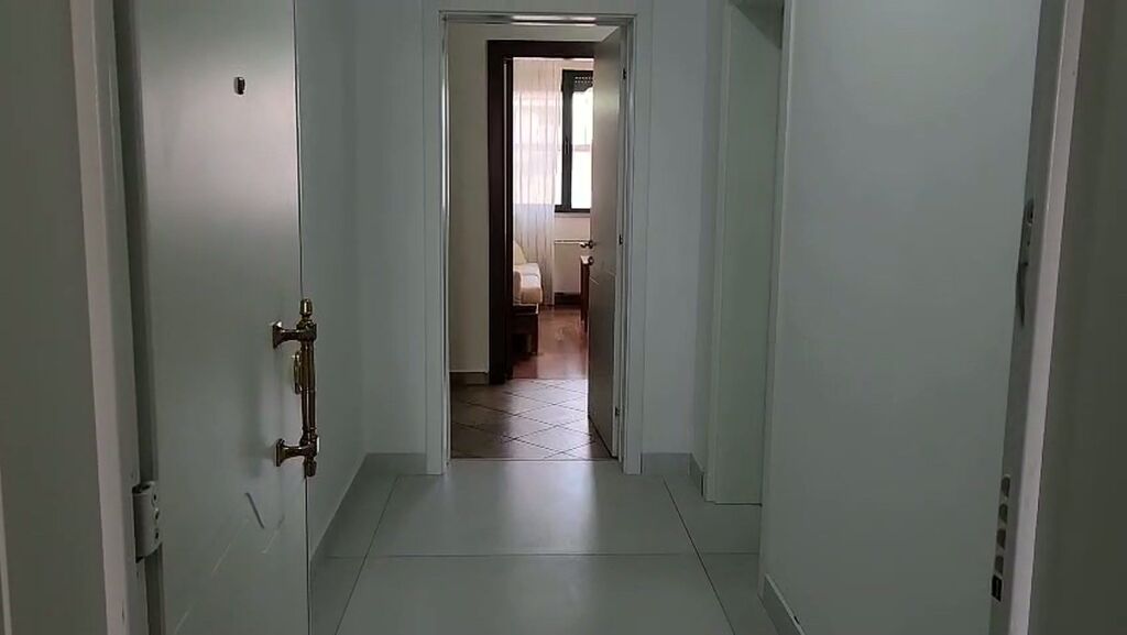APARTMENT 2+1 1,500 EURO UNIVERSITY BOOK