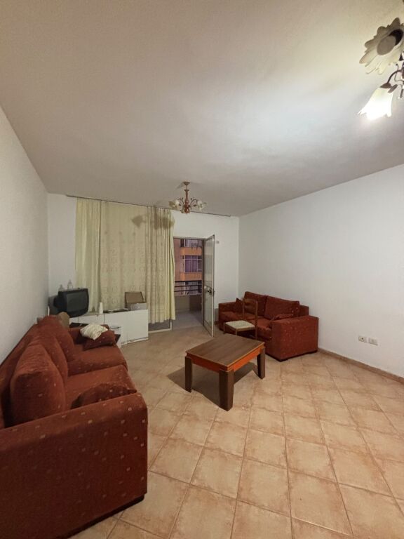 For rent 1+1 Astir empty 35,000 lek