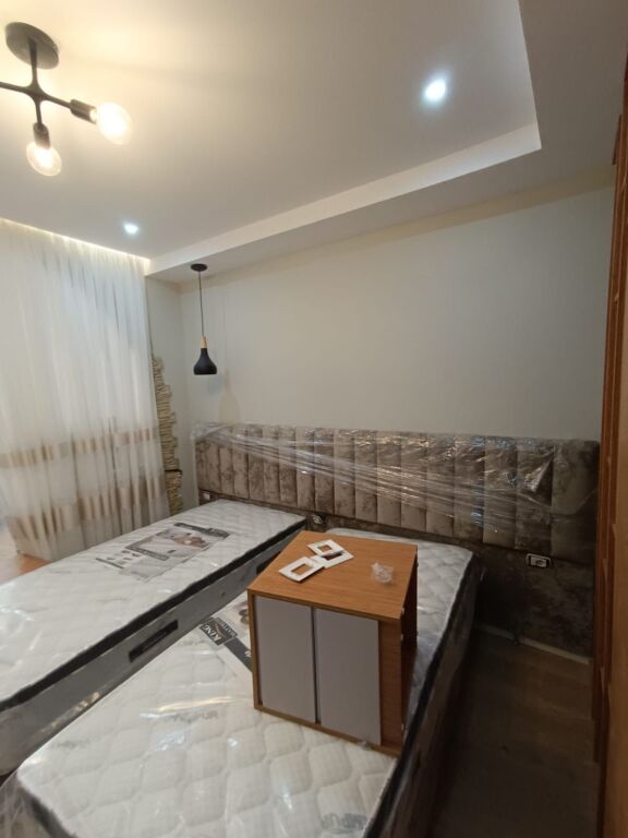 1+1,kat 4 pa ashensore,myslym shyri,550 mije leke