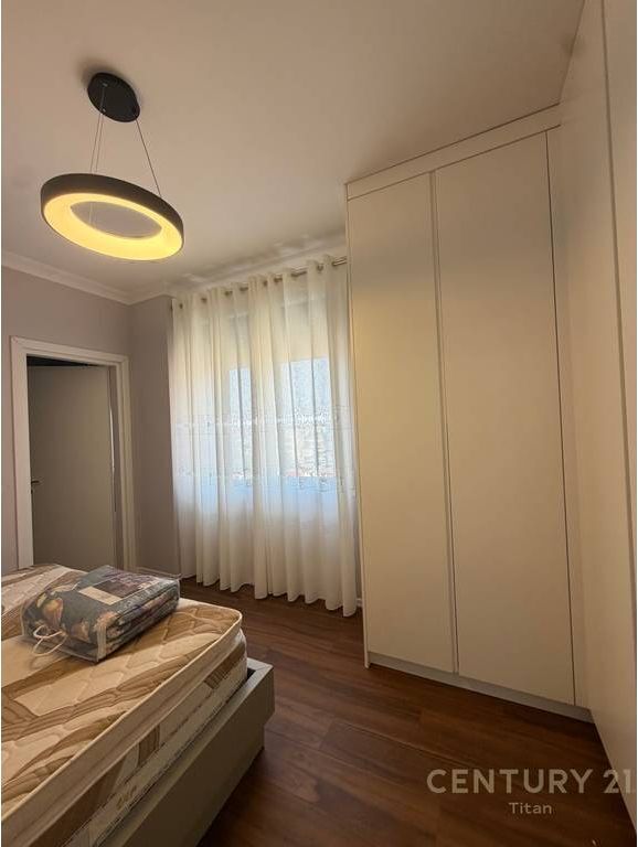 Apartament 2+1+2 tualete me qira ne Don Bosko. 750 € /Muaj