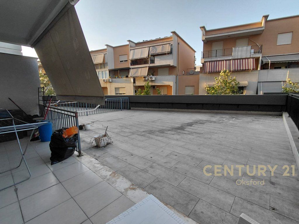 SHITET APARTAMENT 1+1 + VERANDË – KOMUNA E PARISIT, TE DA CAPO