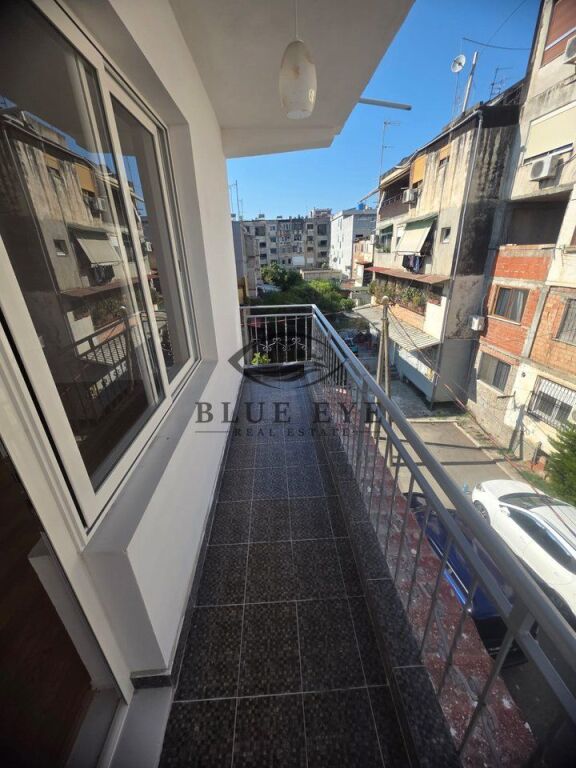 Apartament 2+1 Për Shitje prane Spitalit, Durrës!