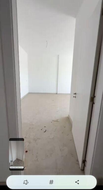 Shitet Apartament kamez 121.000€