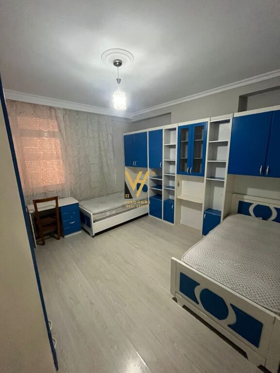 JEPET APARTAMENT 3+1+2+BLK ME QERA TE BLLOKU I VILAVE, SELITE 90.000 LEKE
