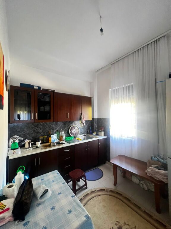 JEPET ME QERA APARTAMENT 1+1 ZONA E FRIGORIFERIT,PLAZH, DURRES