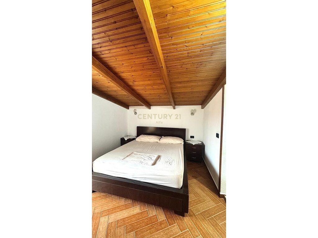 Jepet me qira apartament 3+1+2 tualete tek Vilat Gjermane!