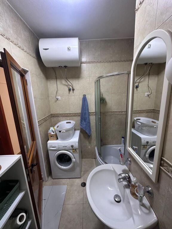 Jepet me qera apartament 2+1 tek Jordan Misja
