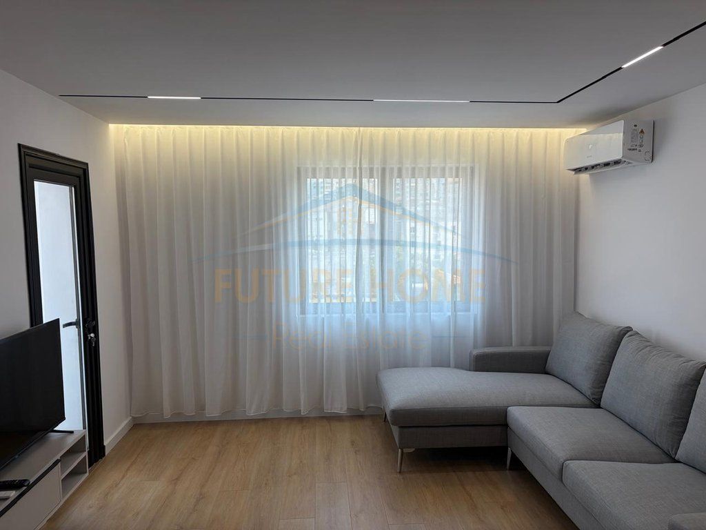 Shitet, Apartament 1+1, Rruga Asim Vokshi, Tirane , PARK72061