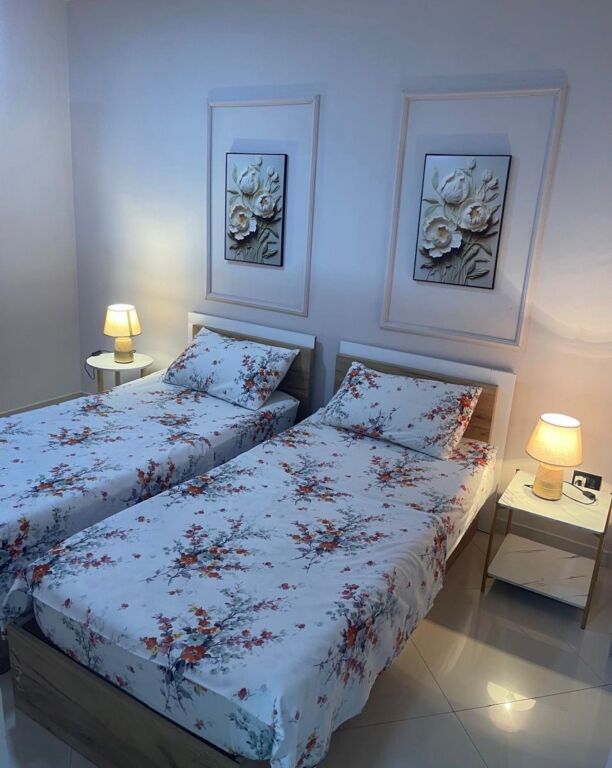 Kavaja Street, studio apartment for rent!
