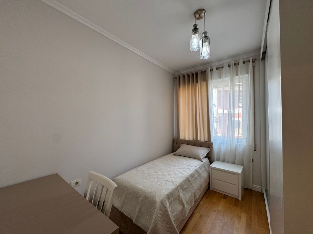 APPARTAMENTO 3+1+2 + BALCONE E POSTO AUTO IN VENDITA | ZOO DI TIRANA, VIA EDUARD MANO