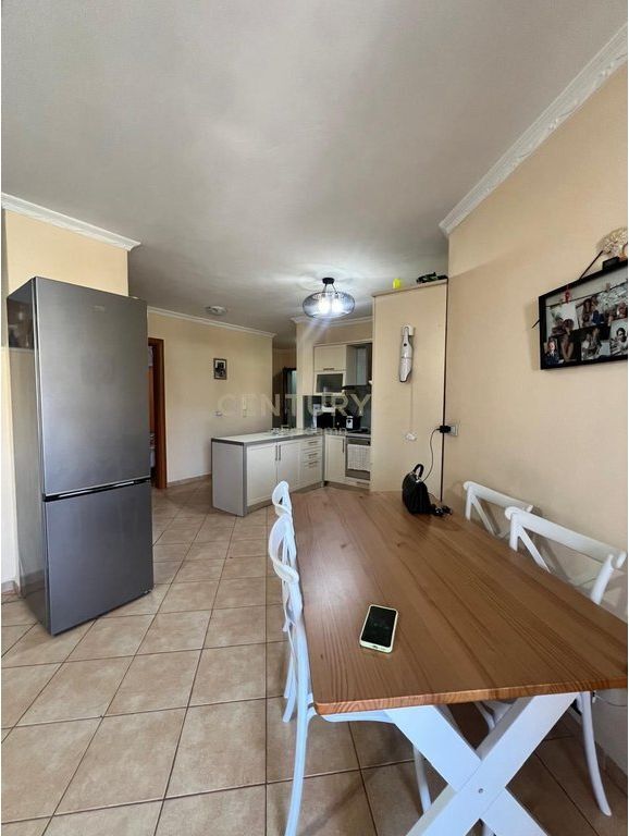 Apartment for rent 2+1+2+3 balconies in Neighborhood No. 1, Durrës