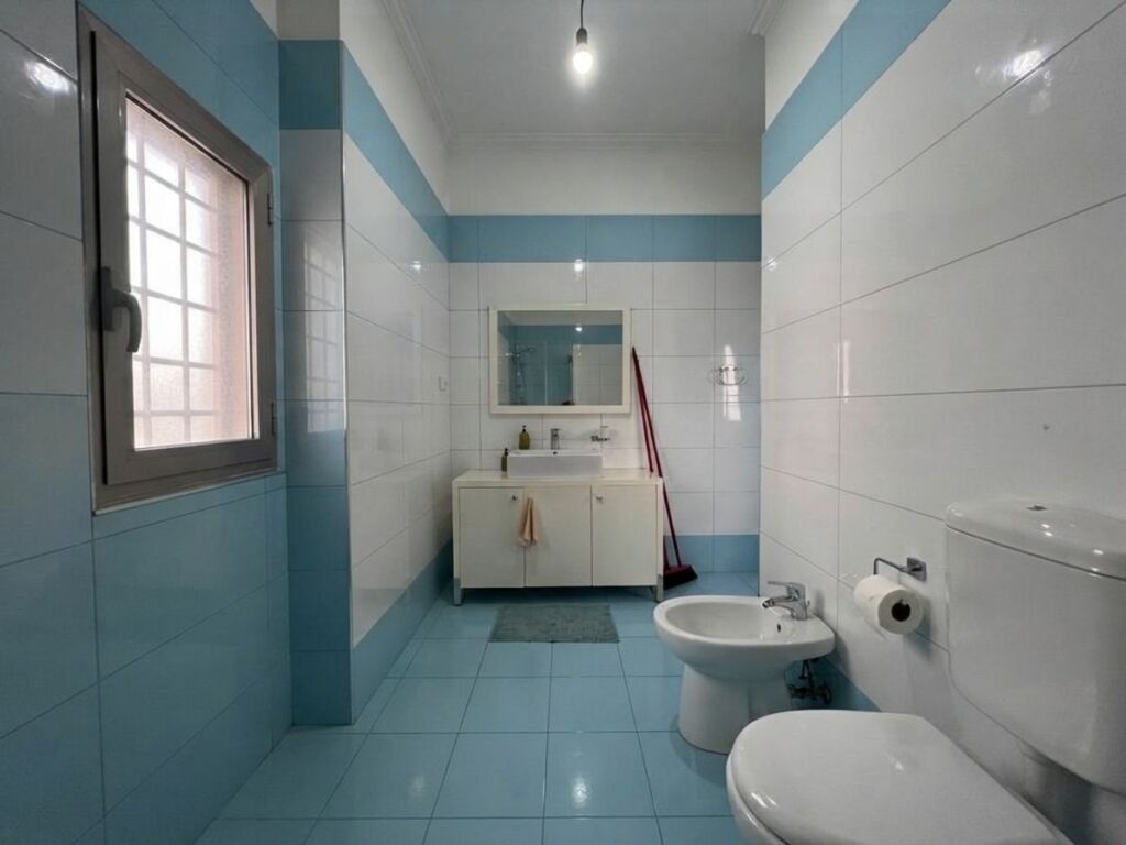 Qera , Apartament 2+1 , Pazari i Ri , Tirane