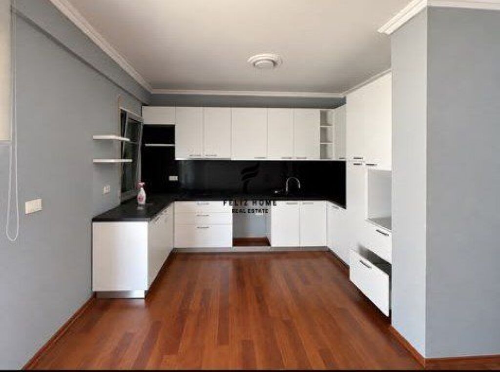 APARTAMENT ME QERA 3+1+2 5 MAJI 100.000 LEKE FH-91793