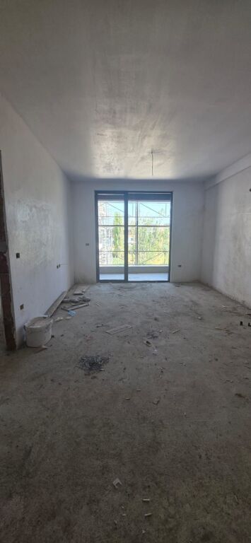 Apartment 2+1 for sale at Kompleksi Diellon, Paskuqan.