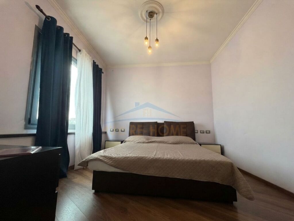 Qera , Apartament 2+1 , Pazari i Ri , Tirane