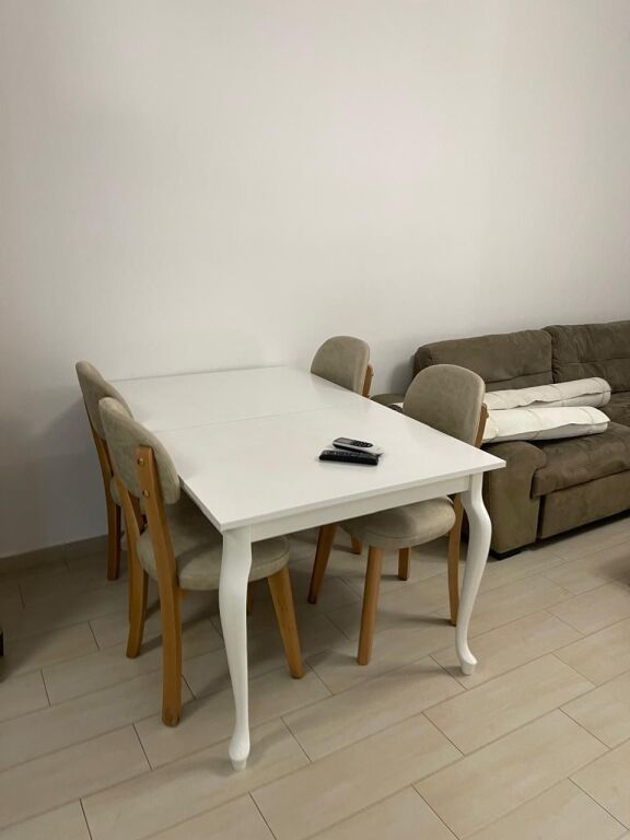 Apartament 1+1 me qera tek komuna parisit prane niku construction