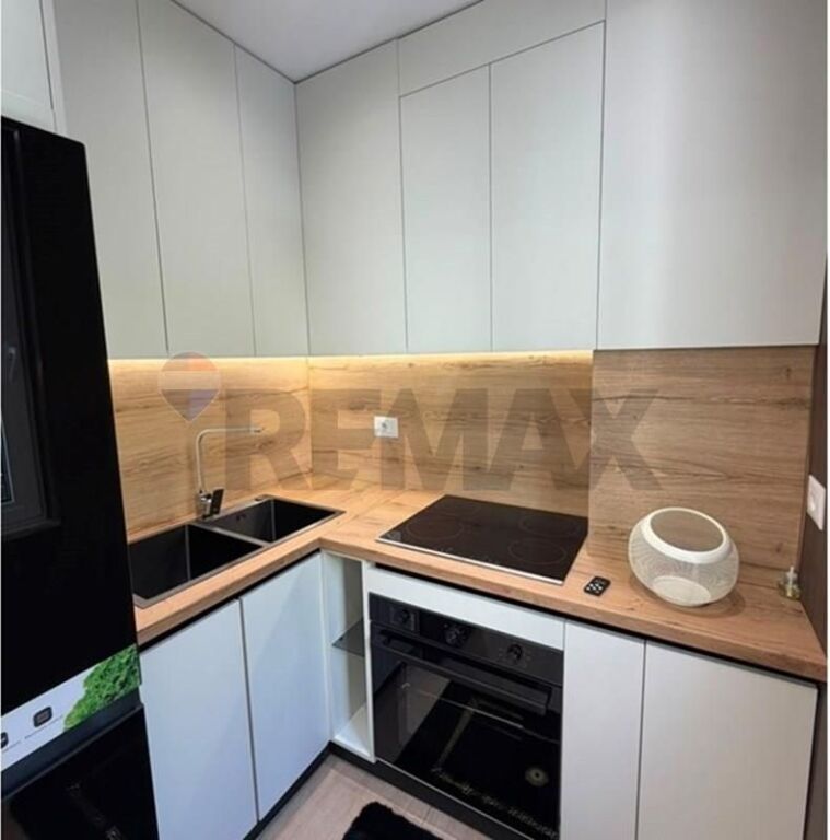 APARTMENT 1+1 FOR SALE NEAR THE TIRANA LAKE
