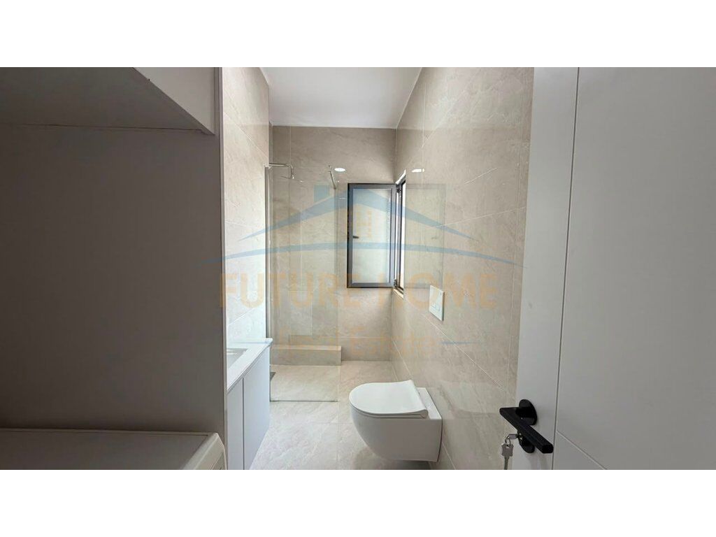 Shitet,Apartament 2+1,Don Bosko, Tiranë.