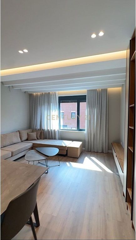 Shitet apartament 2+1+2 tualete tek Kompleksi Xheluks prane Xibrakut!