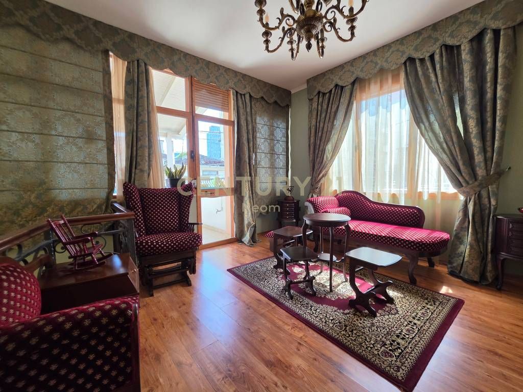 VILE 2-KATESHE ME QIRA NE ZEMER TE TIRANES, MYSLYM SHYR 1,200 € /Muaj