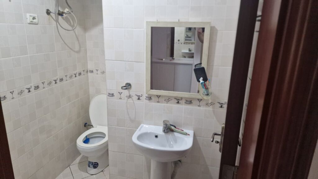 Affittasi appartamento 2+1 in Via Kavajes