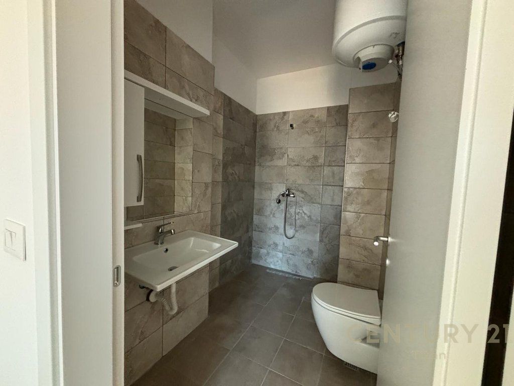 Appartamento 2+1+2 in affitto a Don Bosko 900 € /Mese 90.000 Lek /Mese
