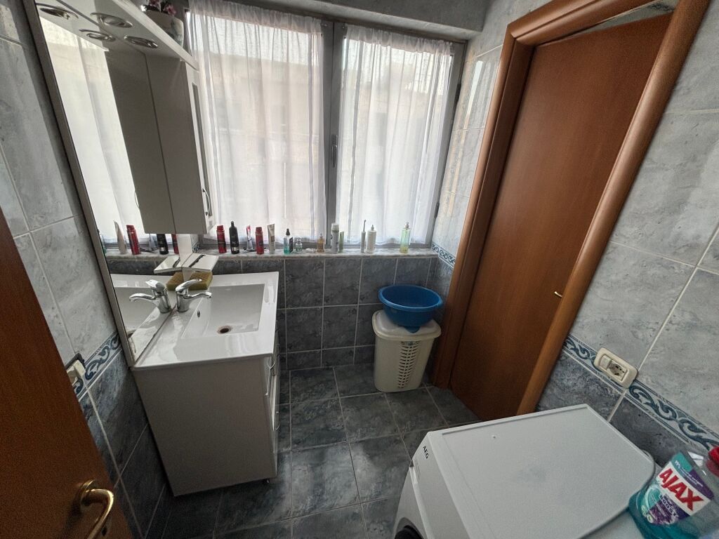 🏡 APARTAMENT 2+1 ME QIRA TEK ISH STACIONI I FUNDIT, TIRANA E RE